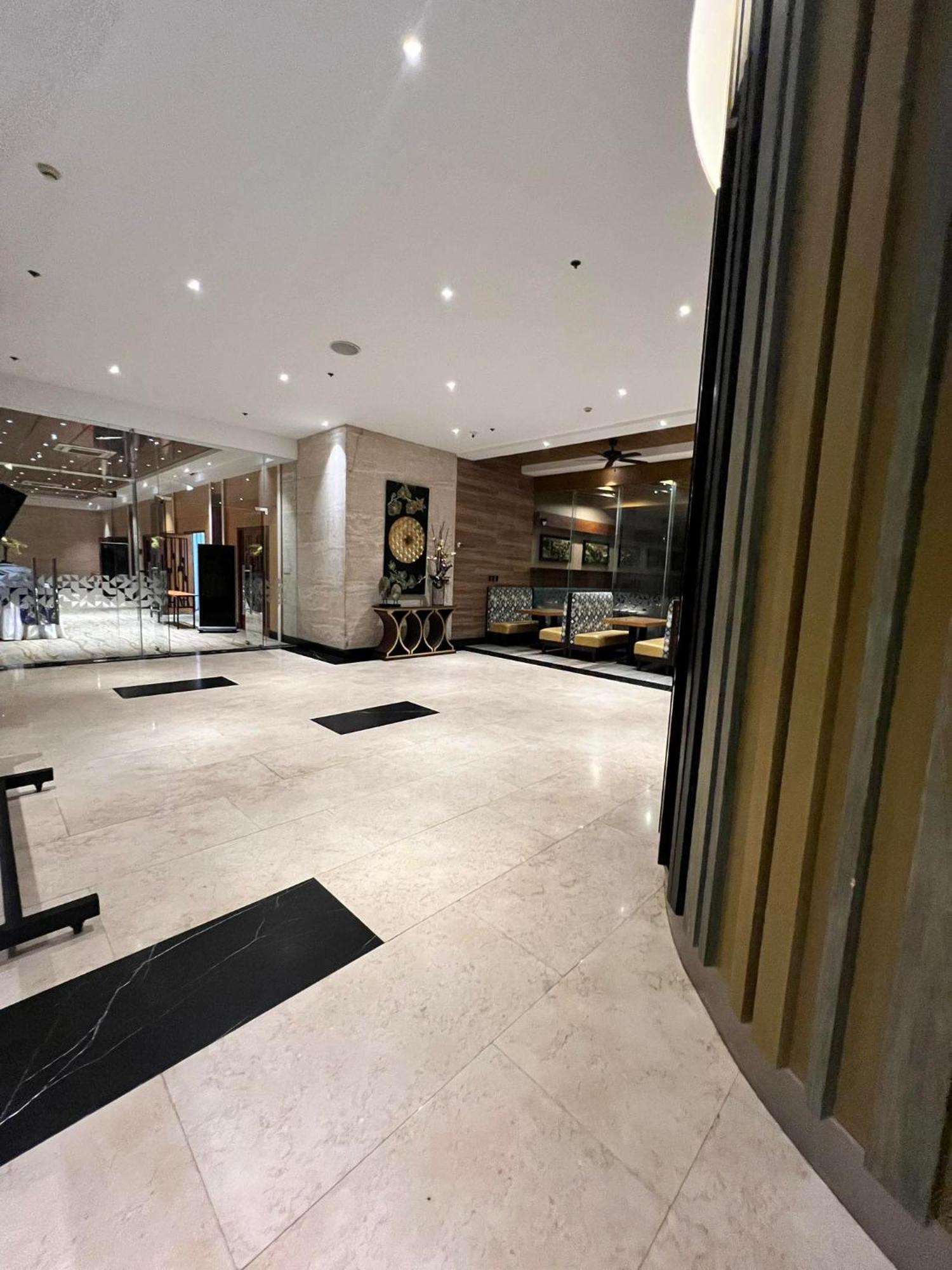 Best Western Plus Metro Clark Angeles Dış mekan fotoğraf