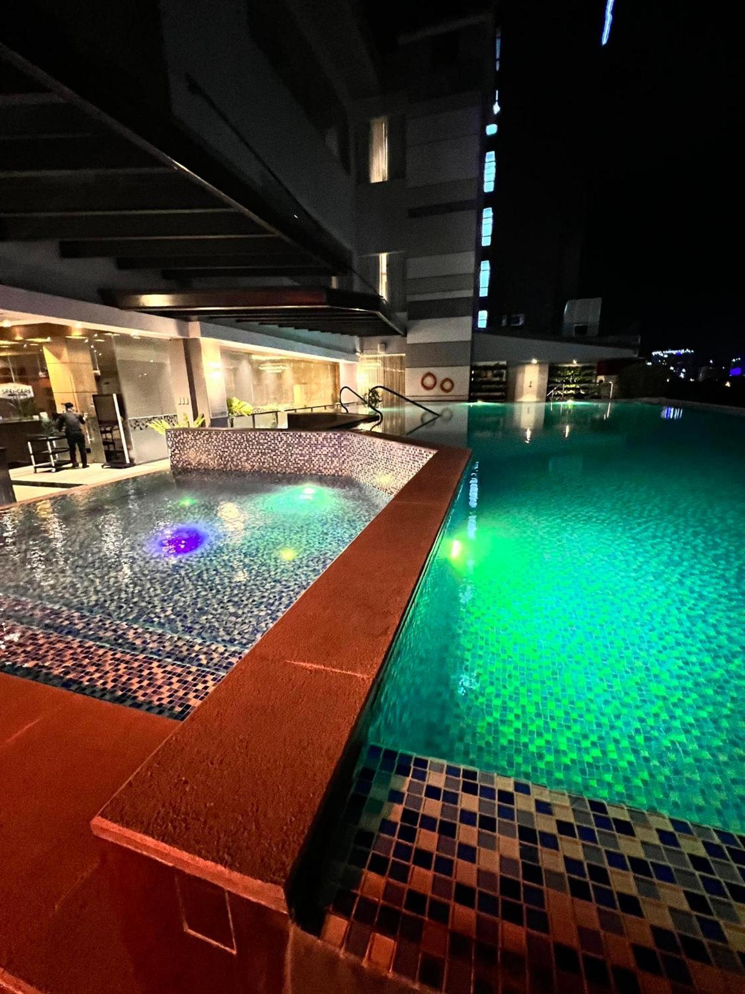 Best Western Plus Metro Clark Angeles Dış mekan fotoğraf